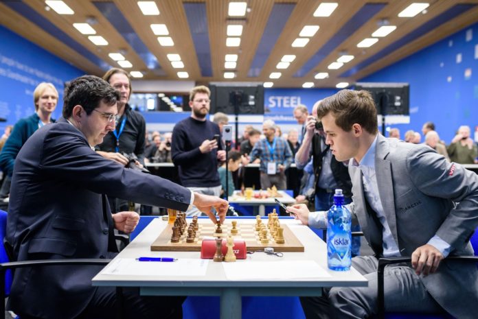 Carlslen gerði jafntefli við Kramnik í gær. Hans 21. jafntefli í röð í kappskák! Alina l'Ami/Tata Steel Chess.