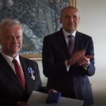 Helgi Árnason fékk riddarakross frá forseta Íslands