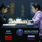Ju Wenjun með forystu í heimsmeistaraeinvígi kvenna