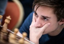 Daniil Dubov efstur á minningarmóti Steinitz – Carlsen í öðru sæti