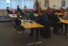 Héðinn og Davíð með fullt hús eftir atskákina