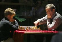 Viðtal við Garry Kasparov: Framkoma Carlsen er óásættanleg