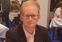 Hjörvar Steinn með pálmann í höndunum á Skákþingi Reykjavíkur