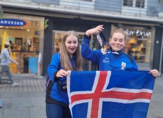 Iðunn og Guðrún Fanney í verðlaunasætum!