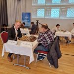 Hannes með hálfs vinnings forskot – Átta vinningsskákir í röð!