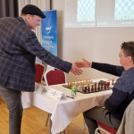 Henrik efstur eftir tvær umferðir