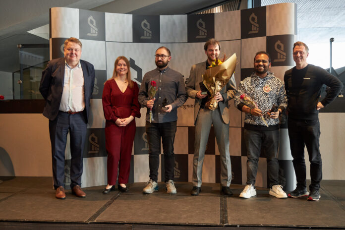 PrizeWinners