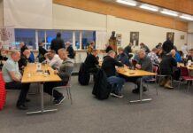 Guðmundur Gíslason og Magnús Pálmi efstir í hálfleik