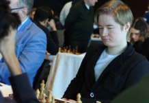 Kazakinn Suleymanov einn efstur á Reykjavíkurskákmótinu – Björn Þorfinnsson tefldi stórkostlega skák!