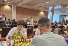 Adam og Josef tefla í Krakow