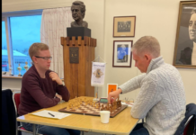 Sviptingar í 2. umferð á Haustmótinu