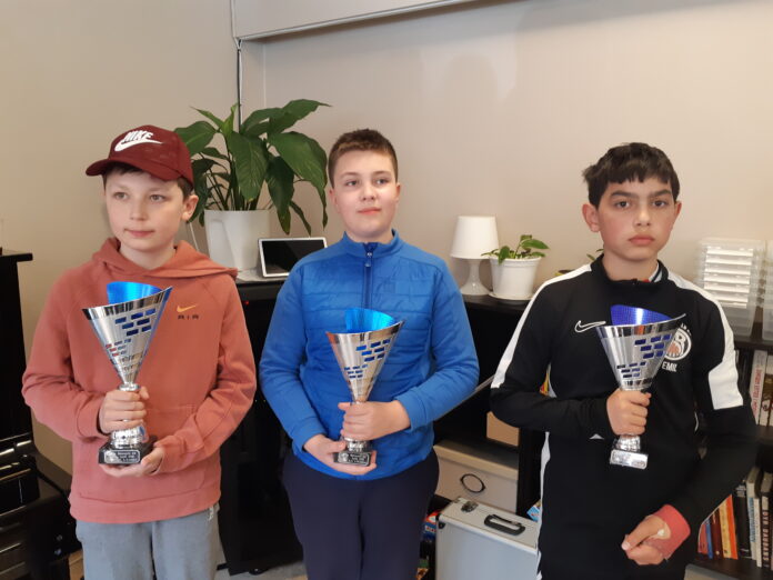 KR eldri flokkur apríl 2025