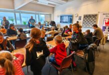 Fjölmenni í Skákskólanum – Vignir missti niður eitt jafntefli!