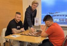 U2000 mót T.R. er hafið