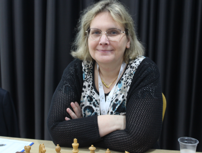 Lenka_EM_2025_1stRnd