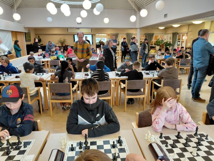 55be2cf3-b2c6-4742-ba69-729ee03eded8